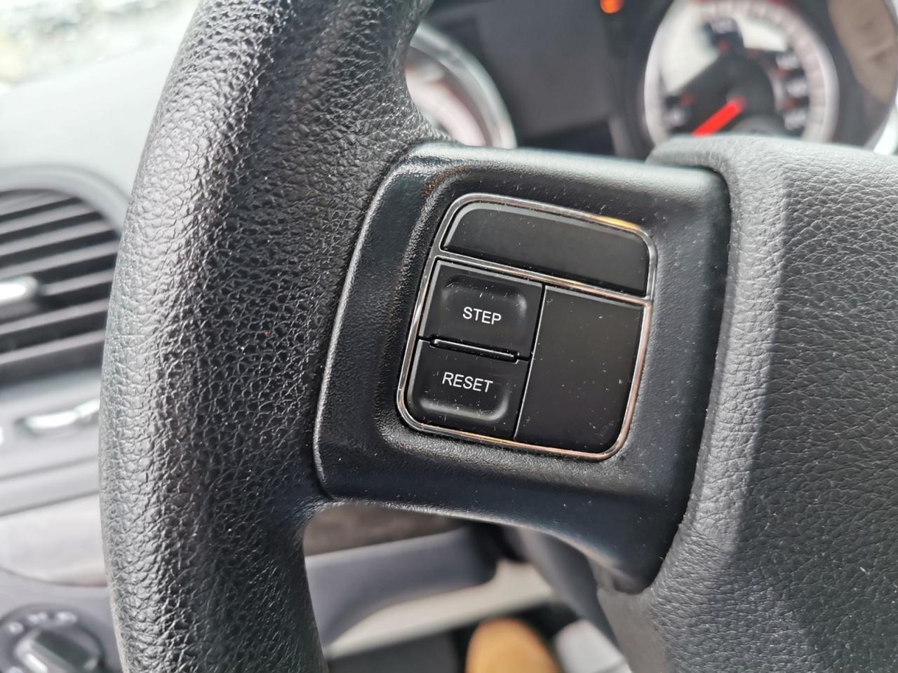 2016 Dodge Grand Caravan SE - Photo #14