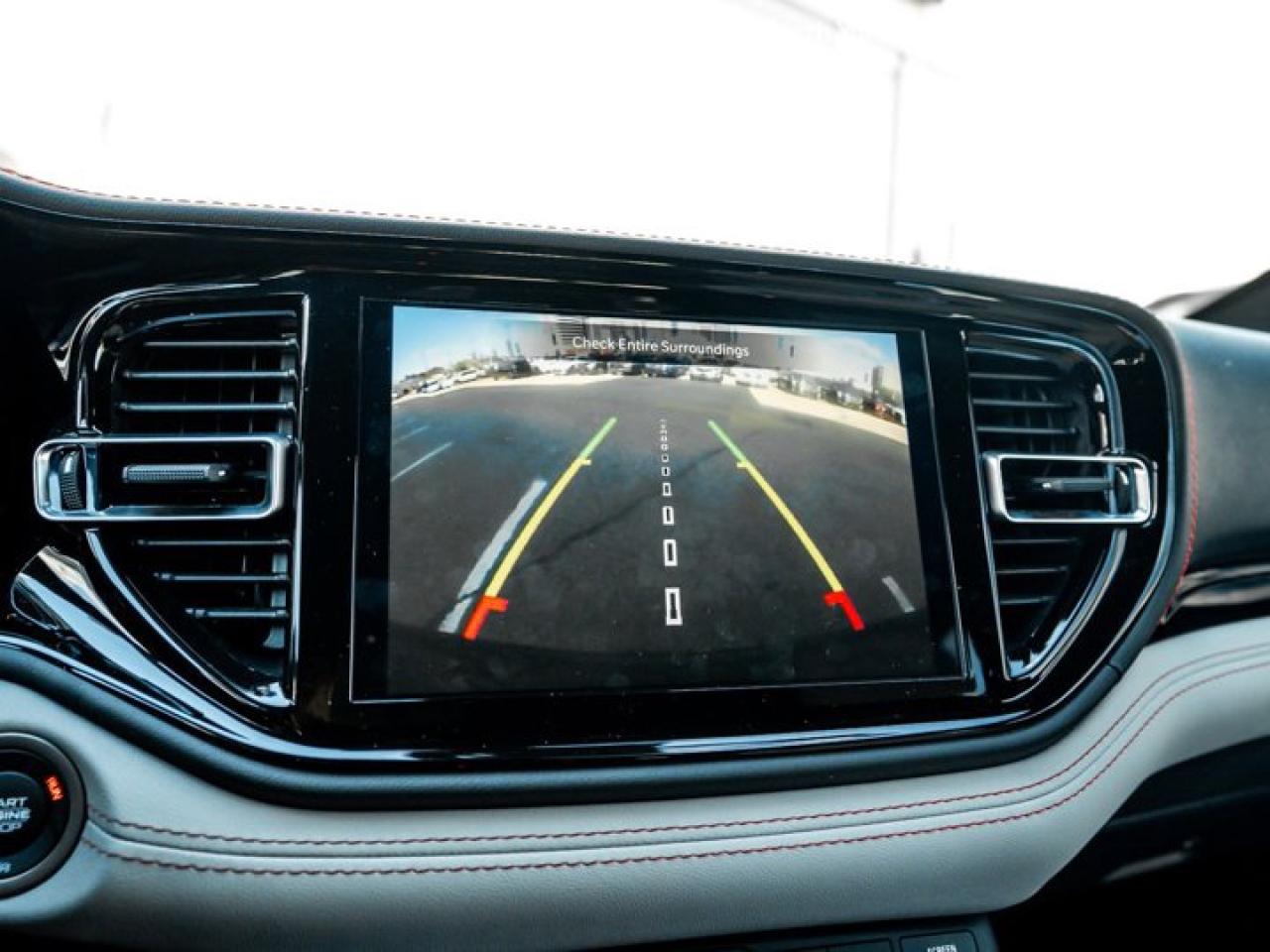 2024 Dodge Durango Citadel AWD Power Sunroof Navi Lane Sense Heated & Vented Seats Photo