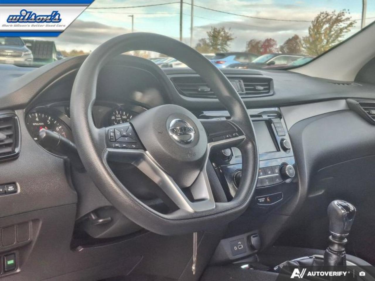 2020 Nissan Qashqai S | 6-Speed Manual | CarPlay + Android | Heated Seats | Rear Camera | and More ! Photo