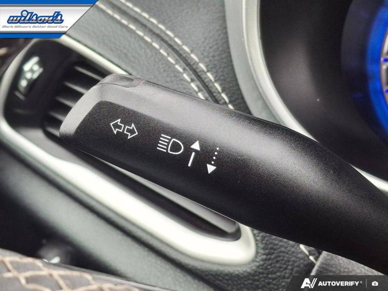 2024 Chrysler Pacifica Touring-L | Leather | Pano Sunroof | S-Appearance Pkg | Heated Wheel + Seats | and More ! Photo