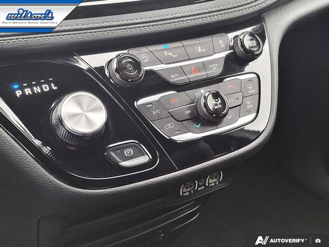 2024 Chrysler Pacifica Touring-L | Leather | Pano Sunroof | S-Appearance Pkg | Heated Wheel + Seats | and More ! Photo