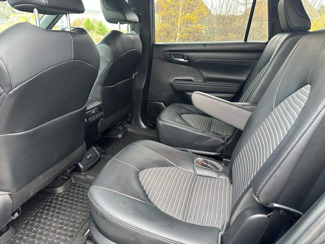 2022 Toyota Highlander XSE AWD Photo