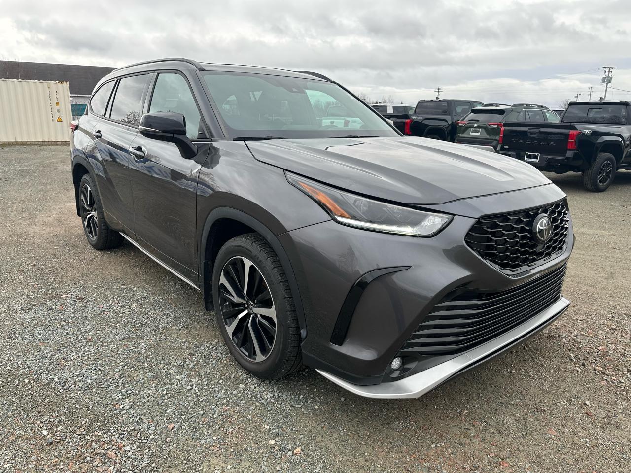 2022 Toyota Highlander XSE AWD Photo