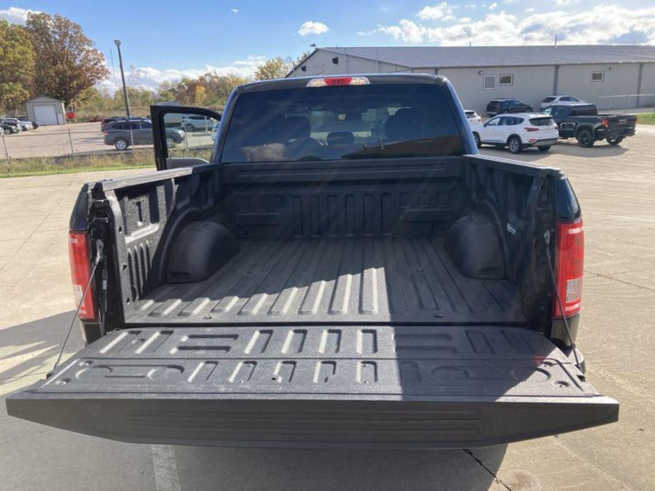 2017 Ford F-150 XLT 4X4 Trailer Tow Package Photo