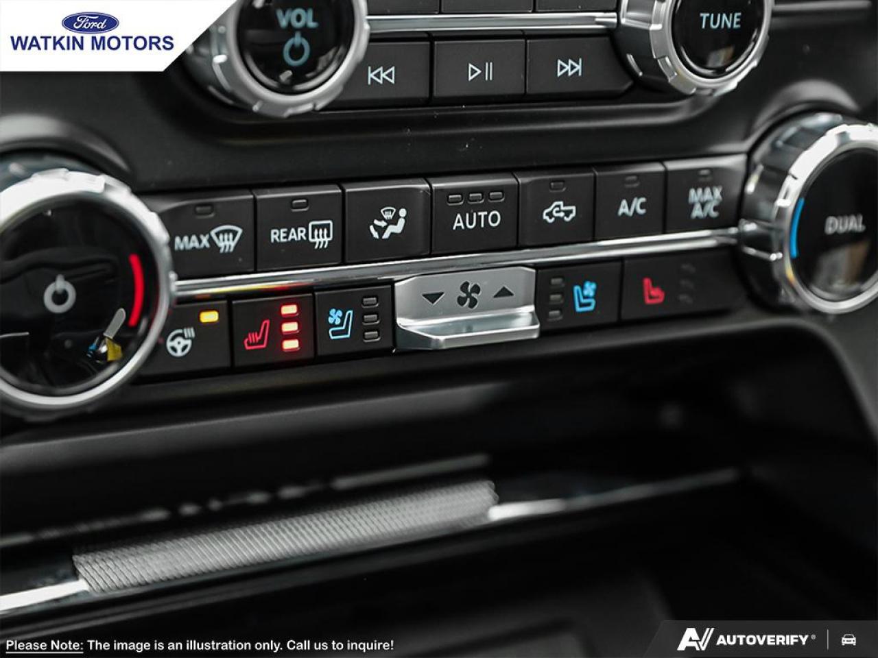 2025 Ford F-150 Lariat Photo24