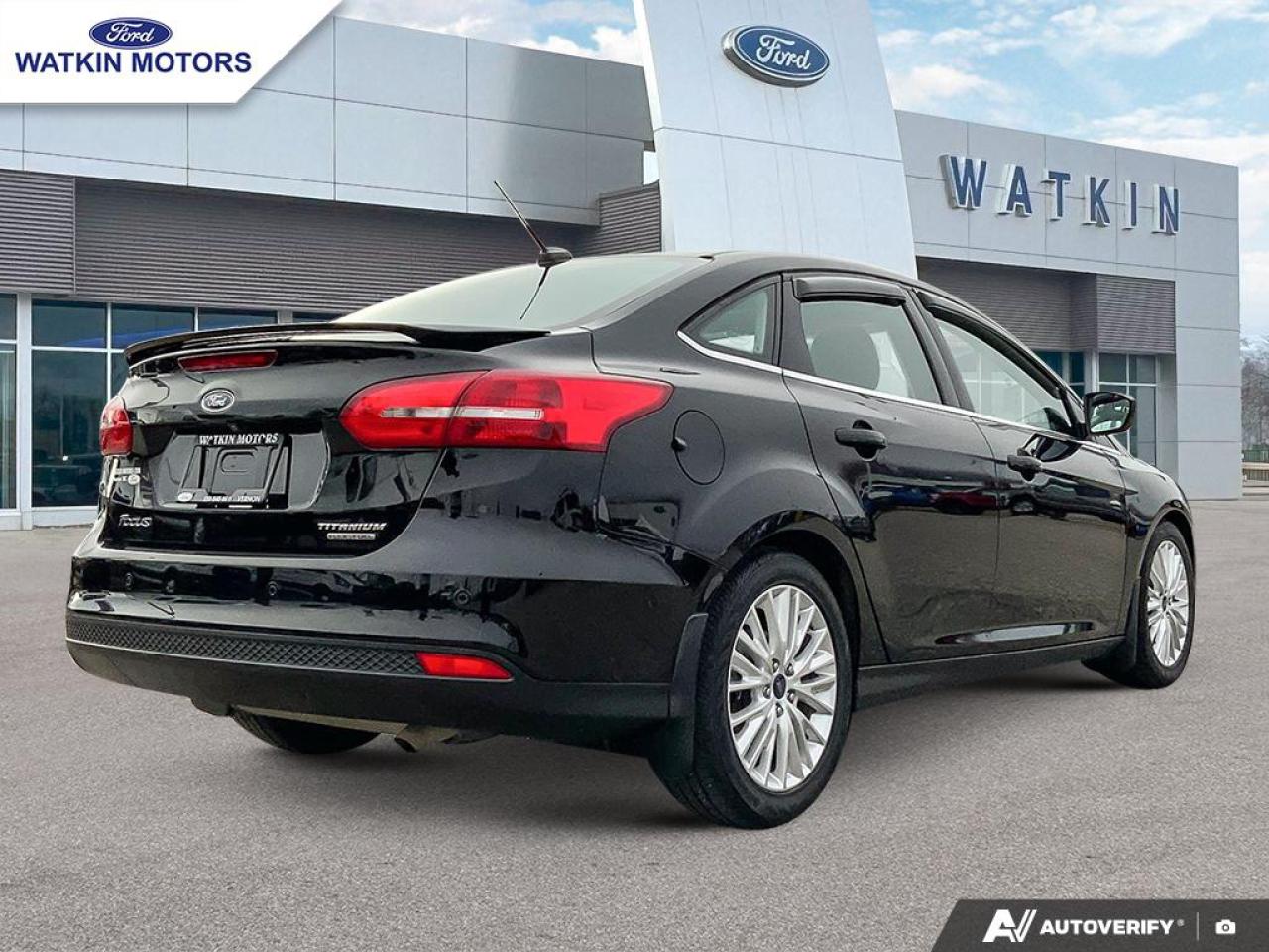 2016 Ford Focus Titanium Photo29