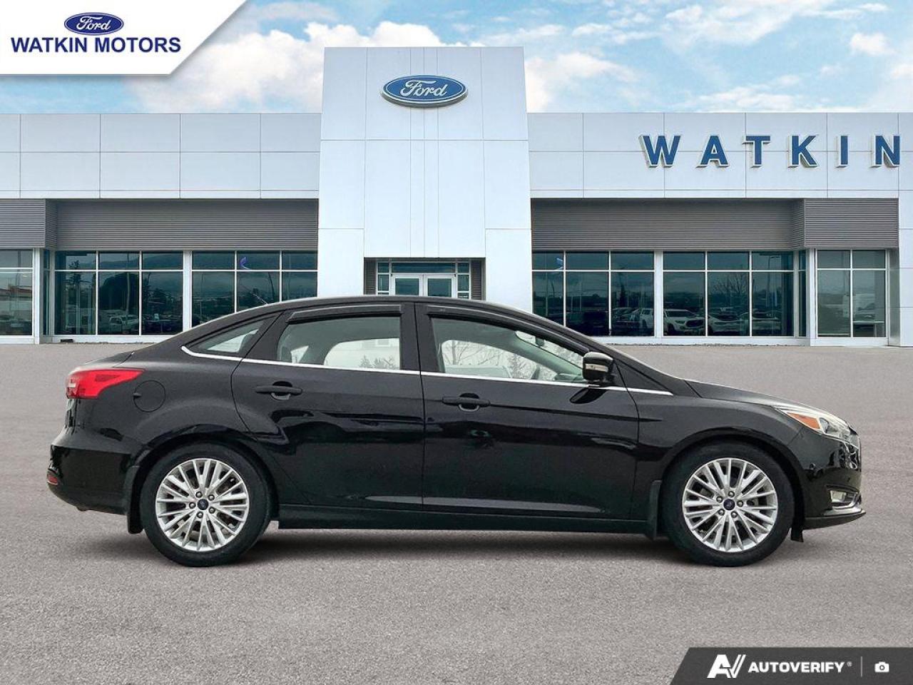 2016 Ford Focus Titanium Photo5