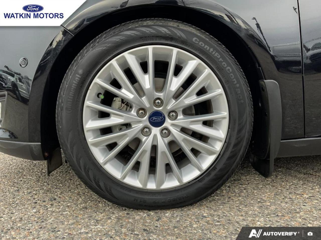 2016 Ford Focus Titanium Photo29