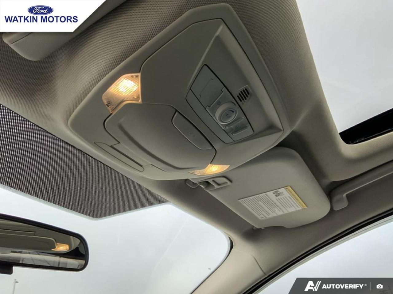 2016 Ford Focus Titanium Photo29