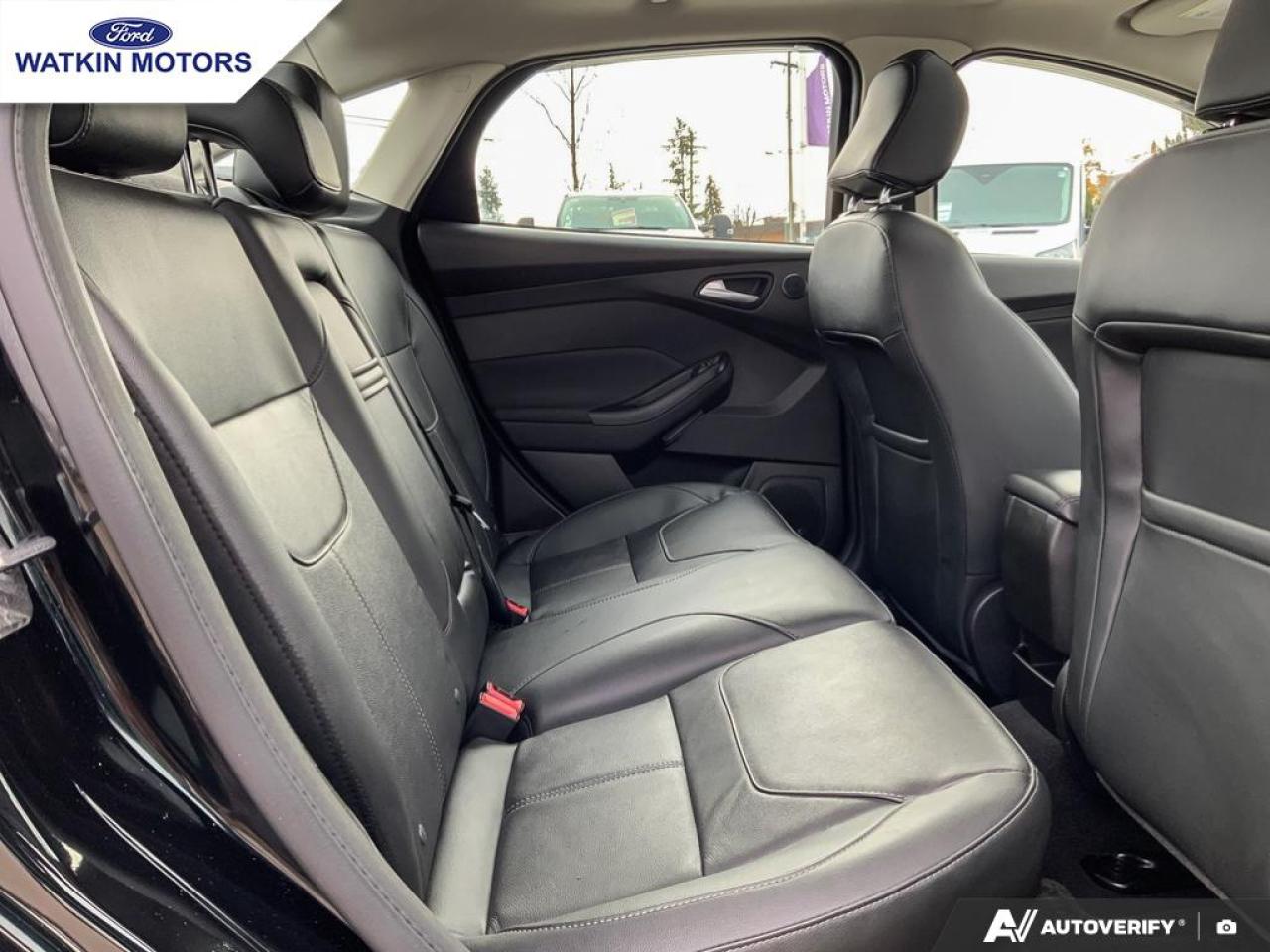 2016 Ford Focus Titanium Photo29