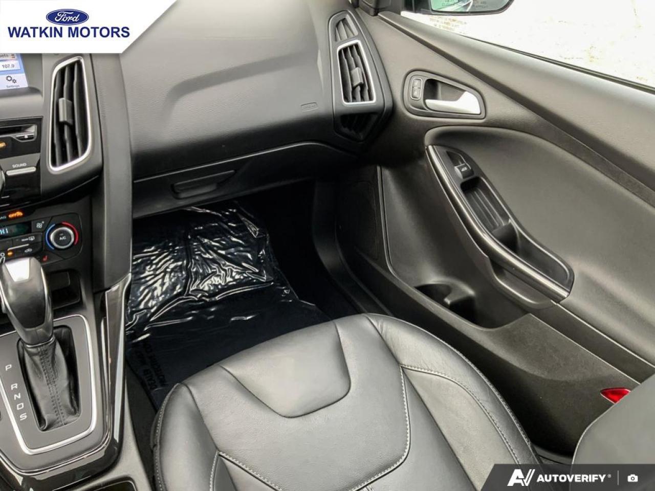 2016 Ford Focus Titanium Photo29