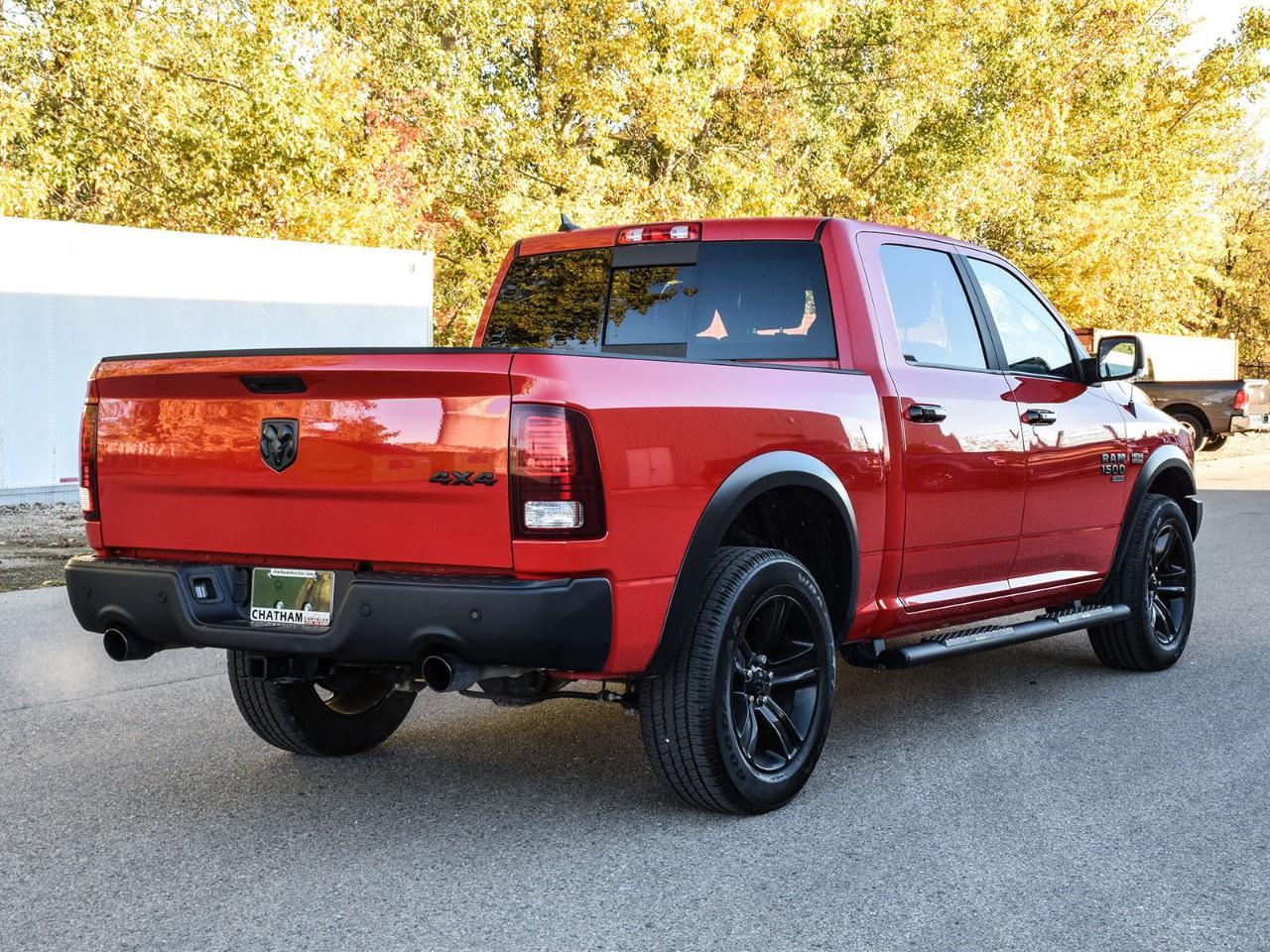 2023 RAM 1500 Classic WARLOCK 4X4 CREW CAB 5'7" BOX Photo