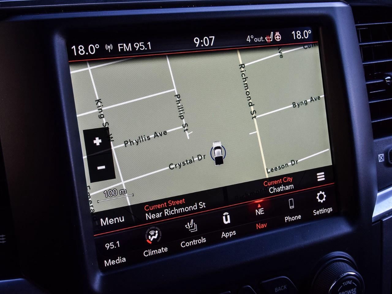 2023 RAM 1500 Classic WARLOCK 4X4 CREW CAB 5'7" BOX Photo