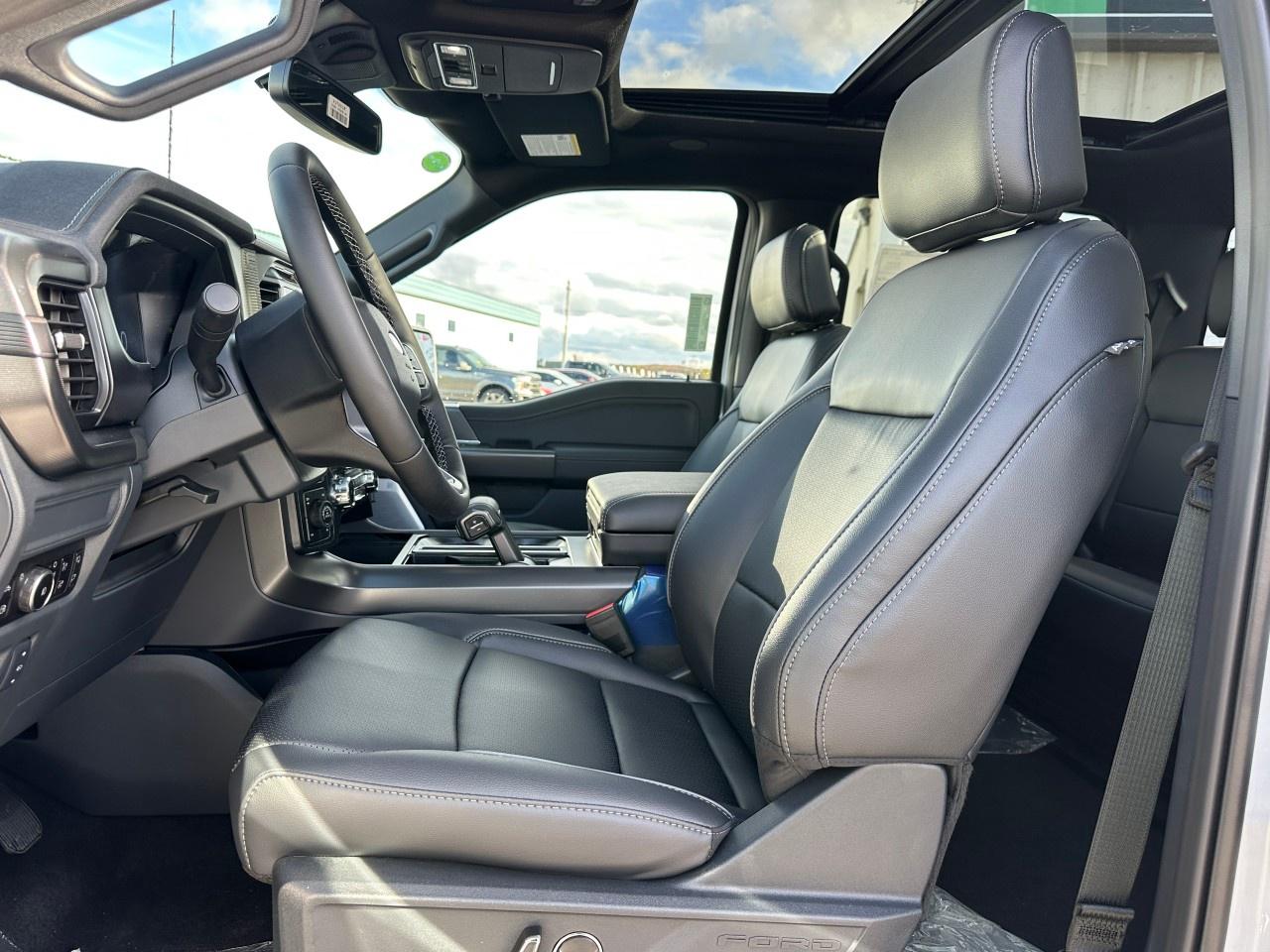 2025 Ford F-150 Lariat 4WD SuperCrew 5.5' Box Photo