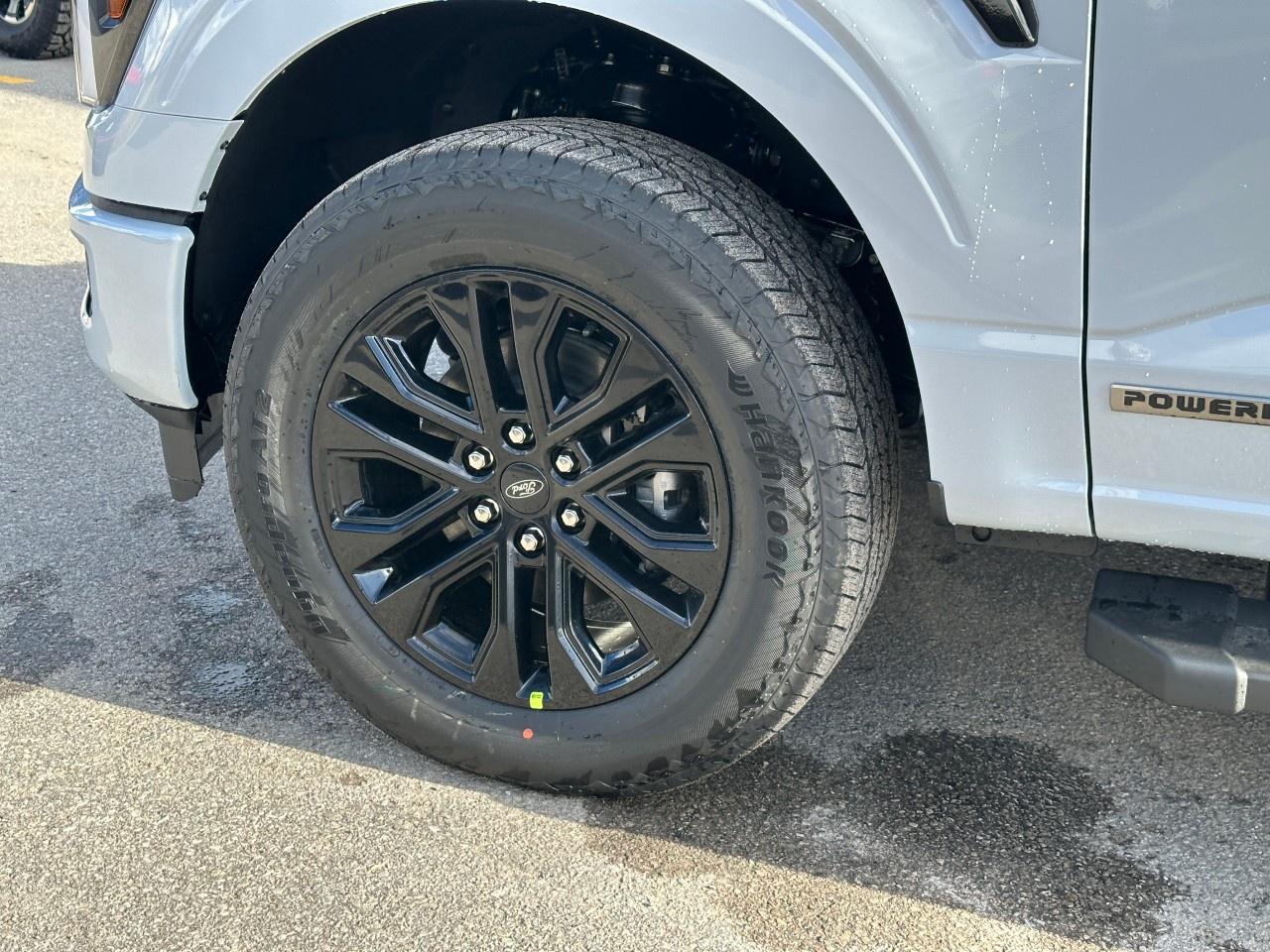 2025 Ford F-150 Lariat 4WD SuperCrew 5.5' Box Photo