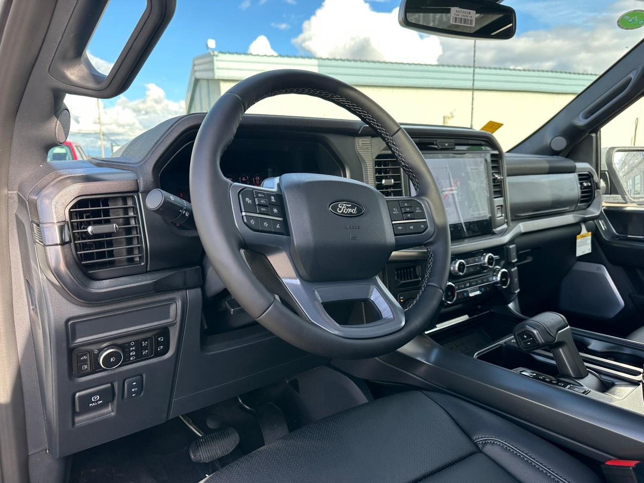 2025 Ford F-150 Lariat 4WD SuperCrew 5.5' Box Photo