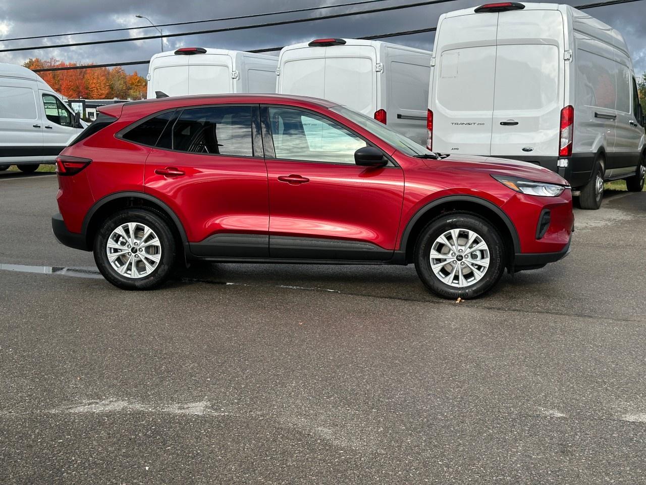 2025 Ford Escape Active AWD Photo