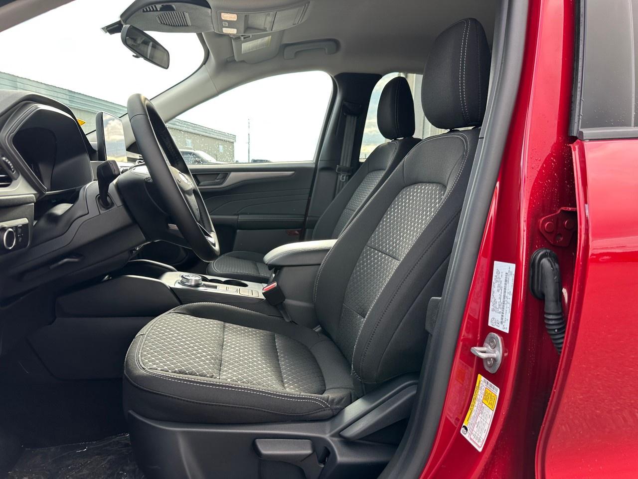 2025 Ford Escape Active AWD Photo