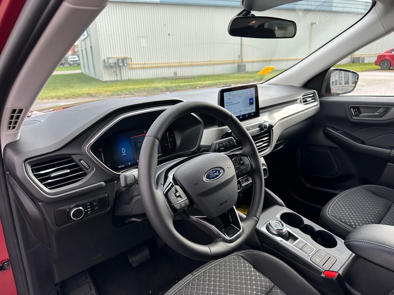 2025 Ford Escape Active AWD Photo