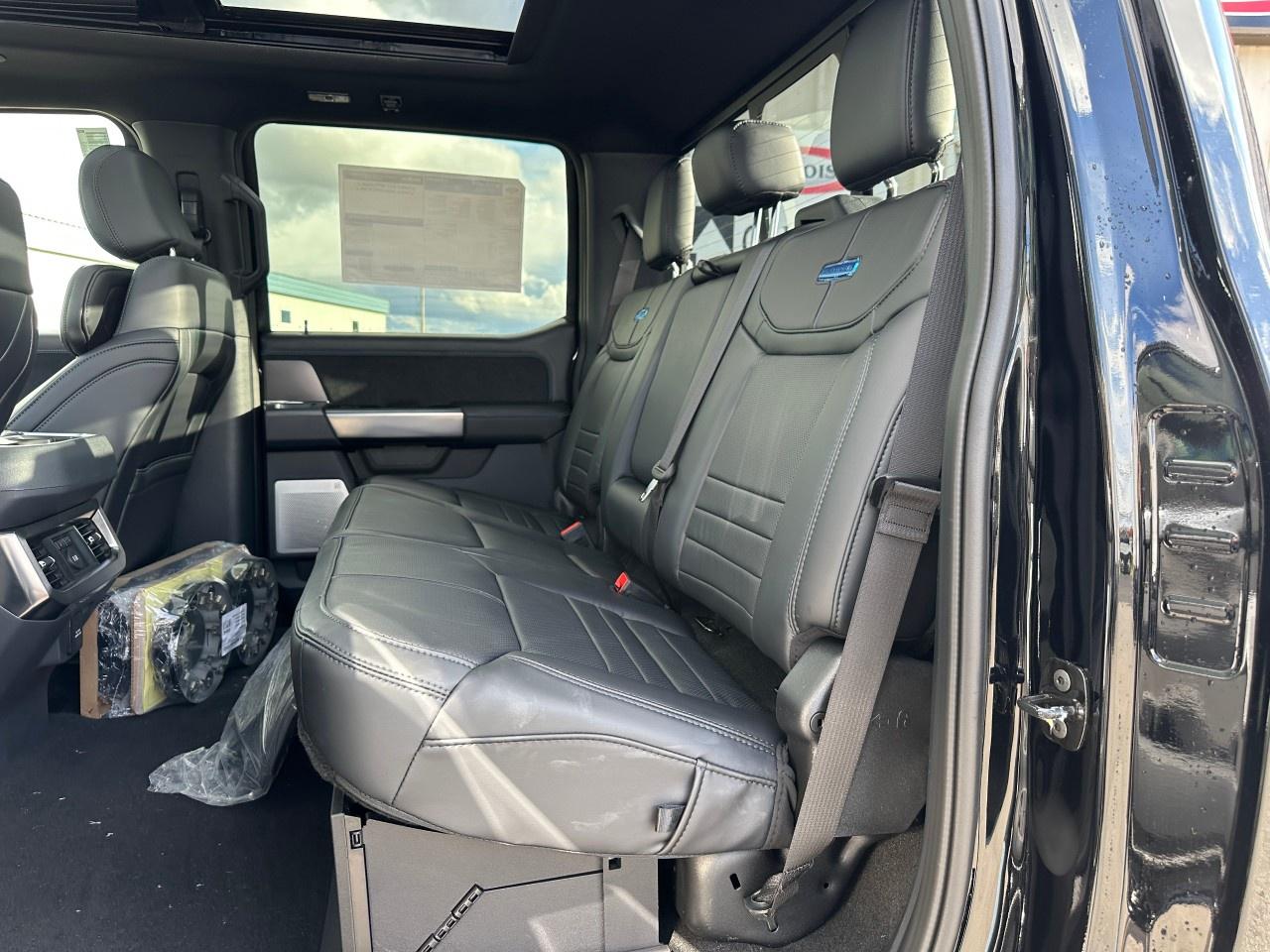 2026 Ford F-250 Super Duty SRW PLATINUM 4WD CREW CAB 6.75' BOX Photo