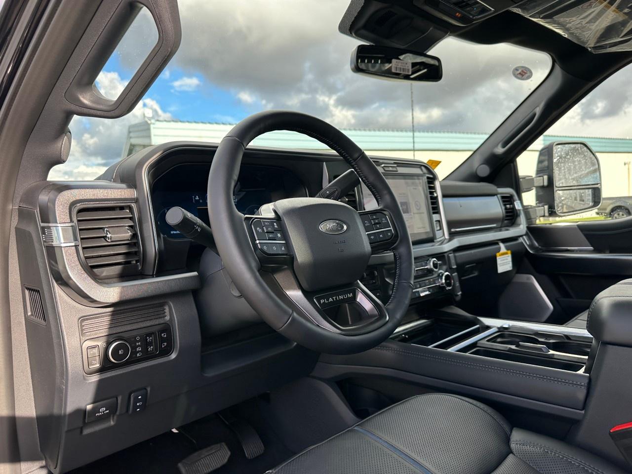 2026 Ford F-250 Super Duty SRW PLATINUM 4WD CREW CAB 6.75' BOX Photo