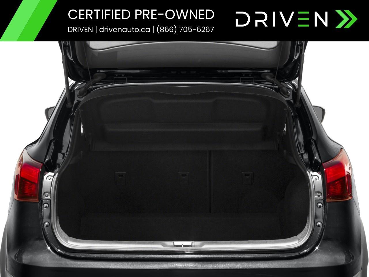 2017 Nissan Qashqai AWD 4DR SV CVT Photo