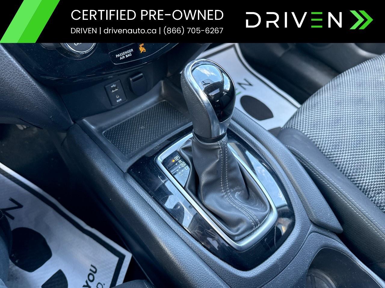 2017 Nissan Qashqai AWD 4DR SV CVT Photo