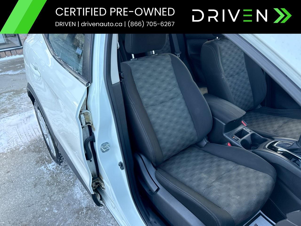 2017 Nissan Qashqai AWD 4DR SV CVT Photo