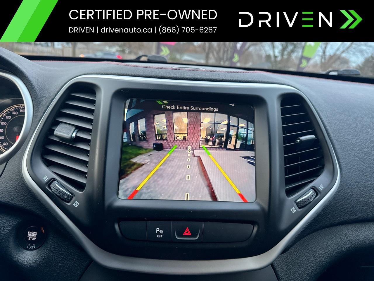 2016 Jeep Cherokee 4WD 4dr Trailhawk Photo