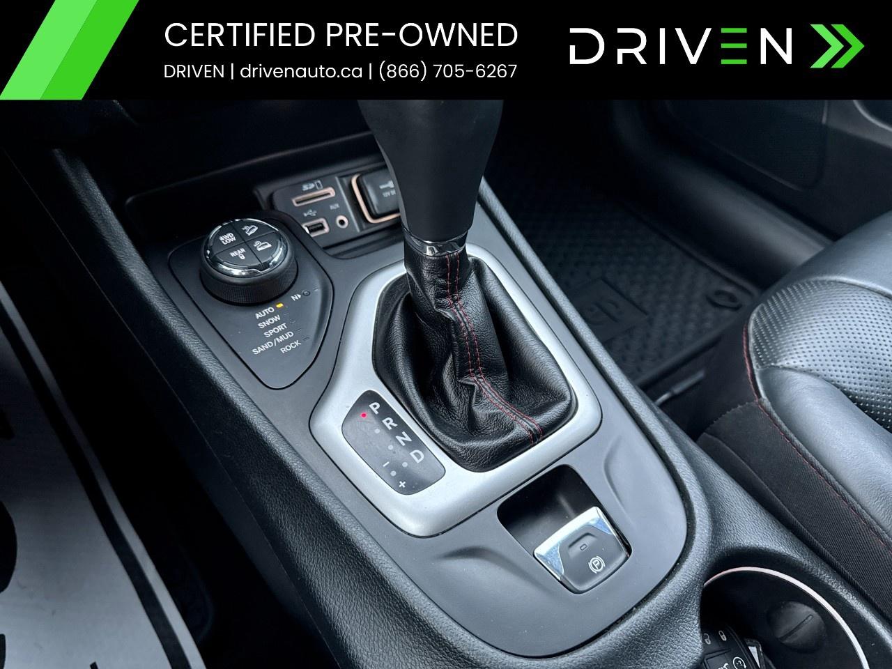 2016 Jeep Cherokee 4WD 4dr Trailhawk Photo