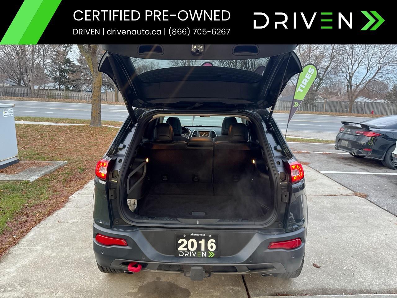 2016 Jeep Cherokee 4WD 4dr Trailhawk Photo