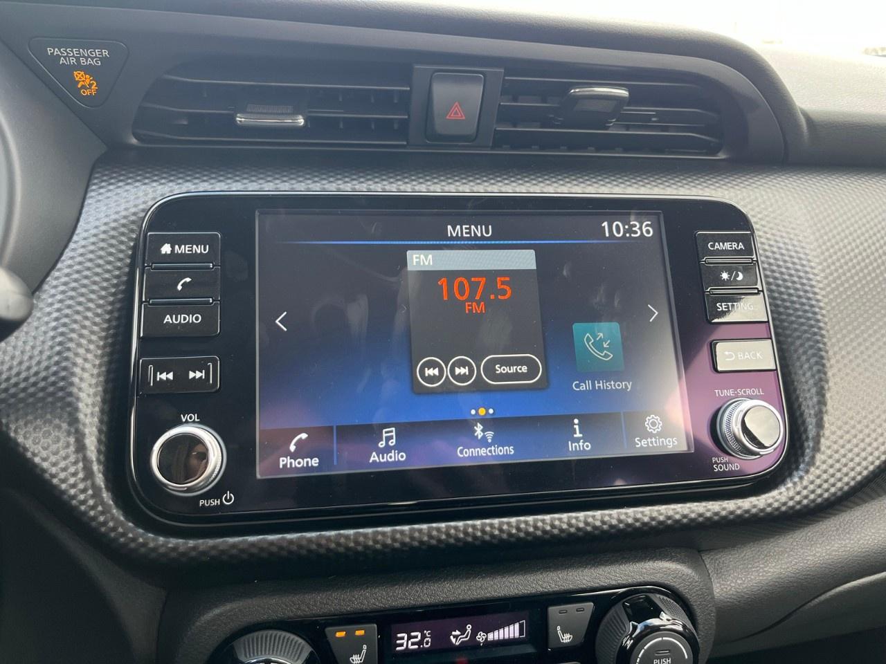 2025 Nissan Kicks Play SV FWD Photo