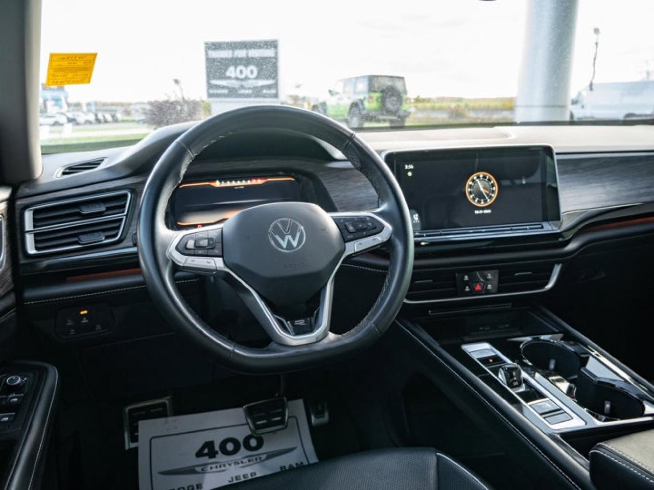 2024 Volkswagen Atlas EXECLINE Photo2