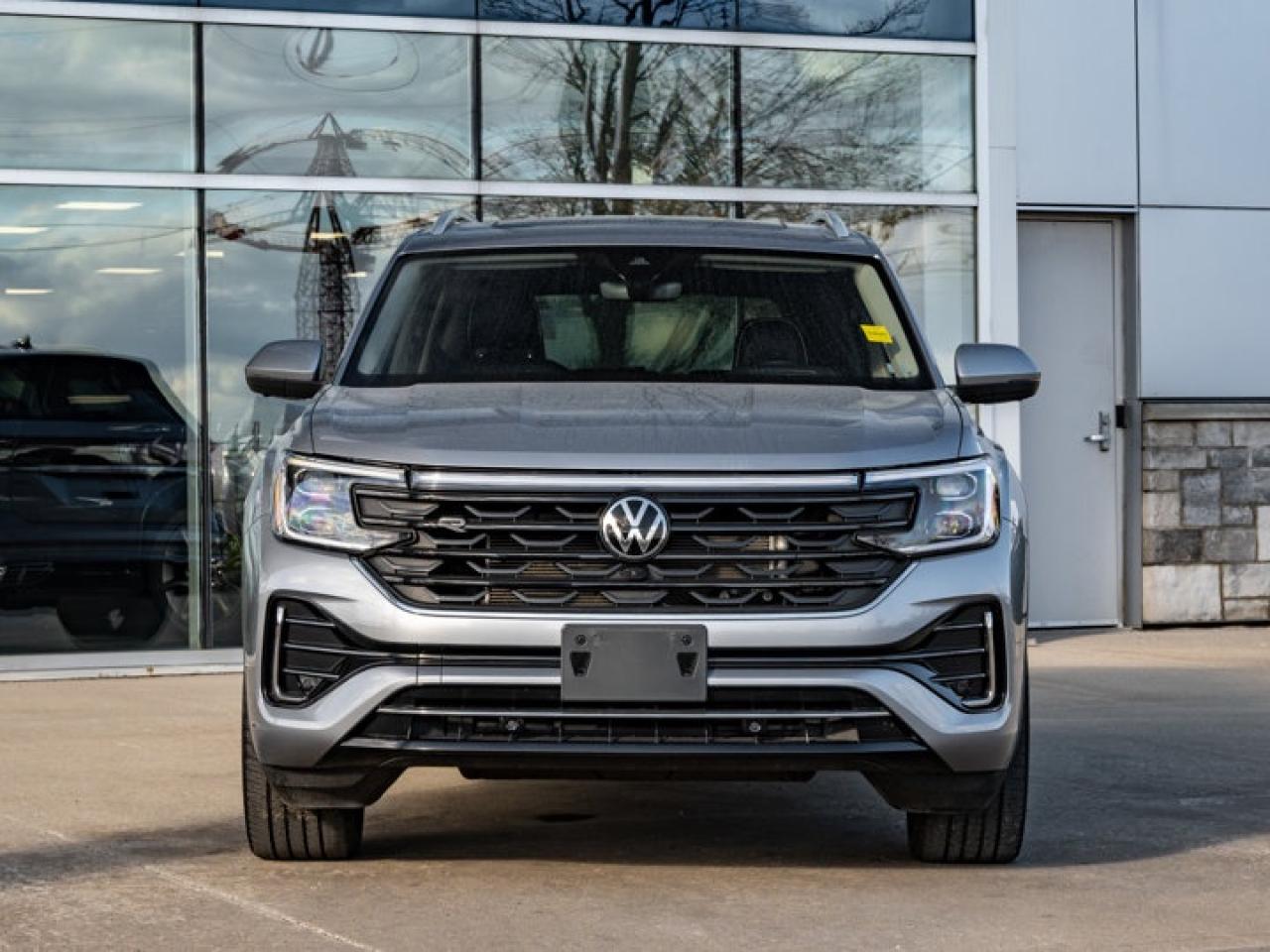 2024 Volkswagen Atlas EXECLINE Photo