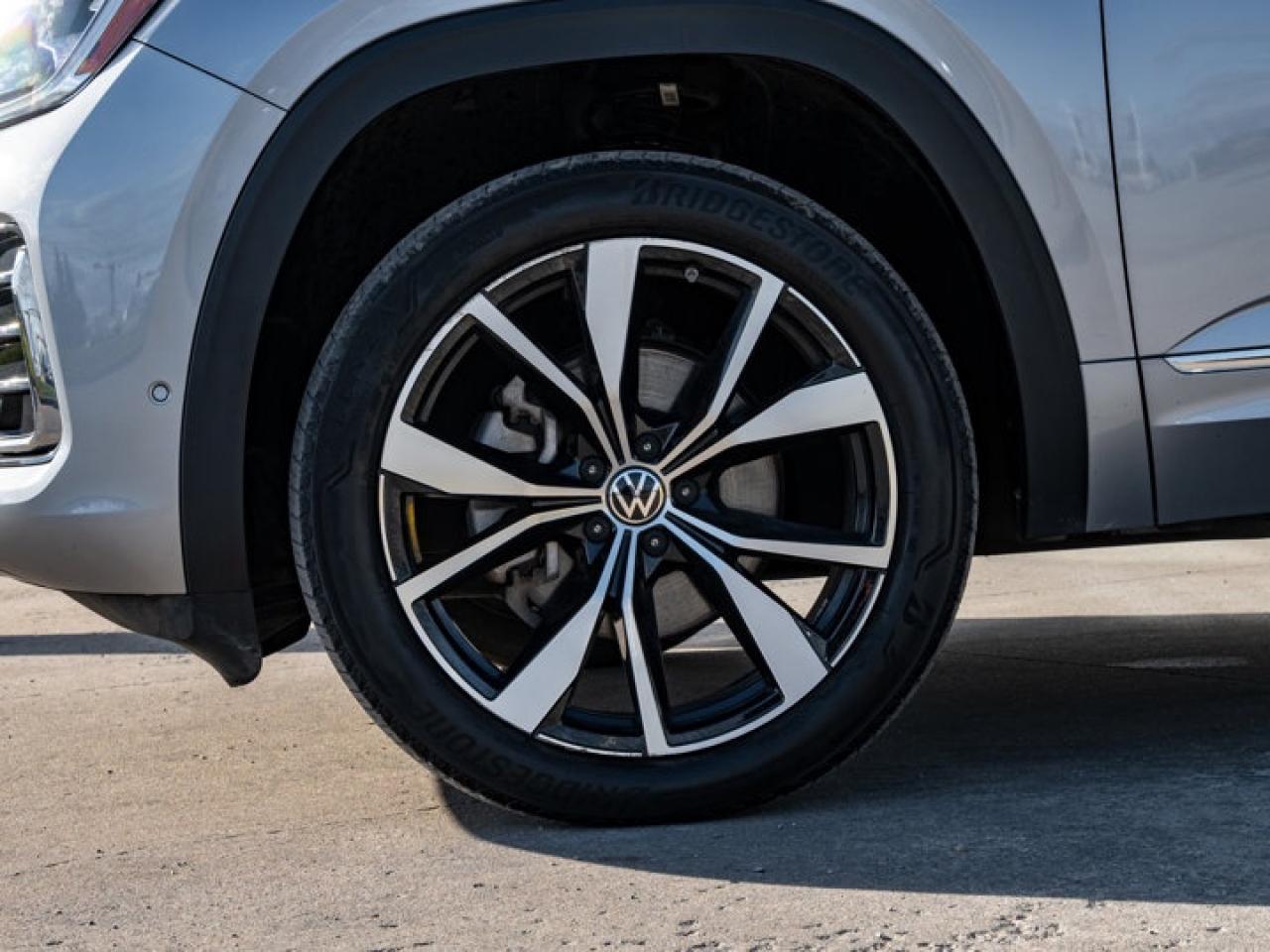 2024 Volkswagen Atlas EXECLINE Photo