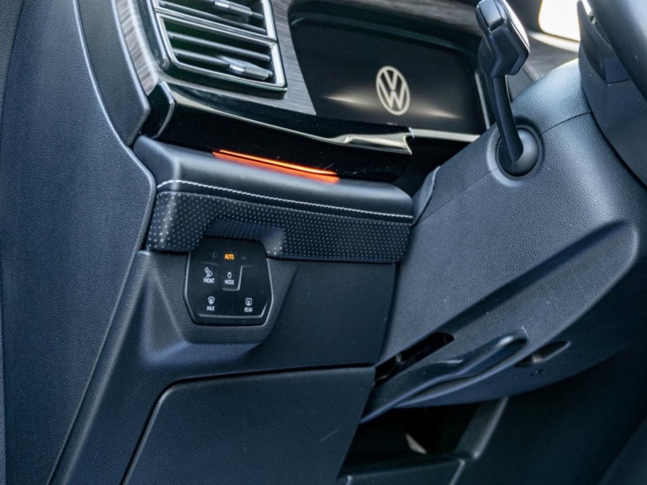 2024 Volkswagen Atlas EXECLINE Photo