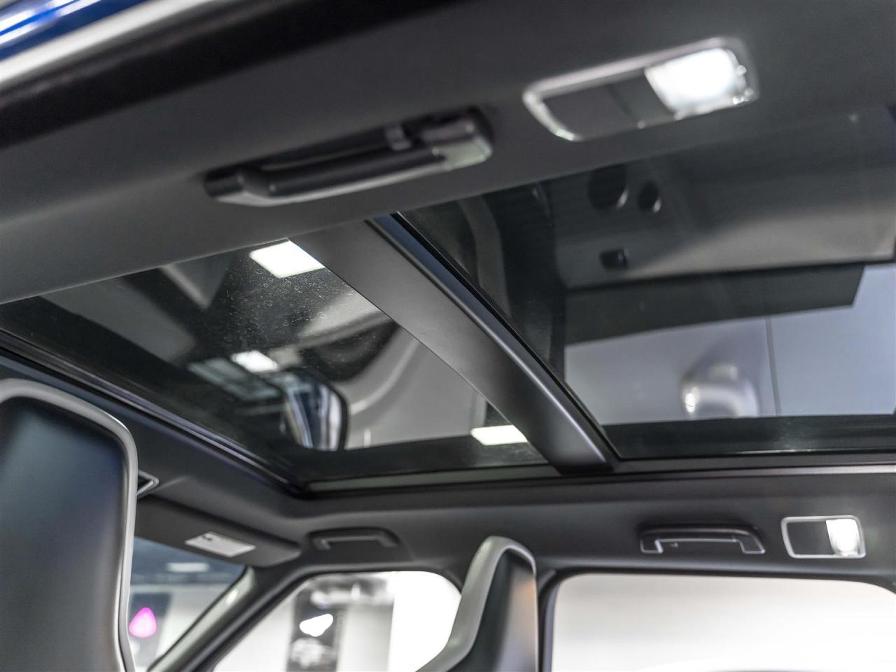 2018 Land Rover Range Rover Sport $499 BI WEEKLY $5000 DOWN |SVR|575HP|CARBON HOOD|360CAM|HEADS-UP|LOADED Photo