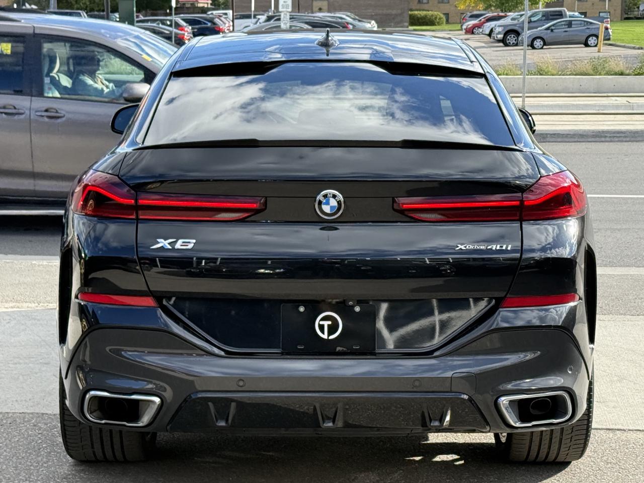 2021 BMW X6 //M SPORT | RED LEATHER | HUD | PANO | 360 CAMERA Photo