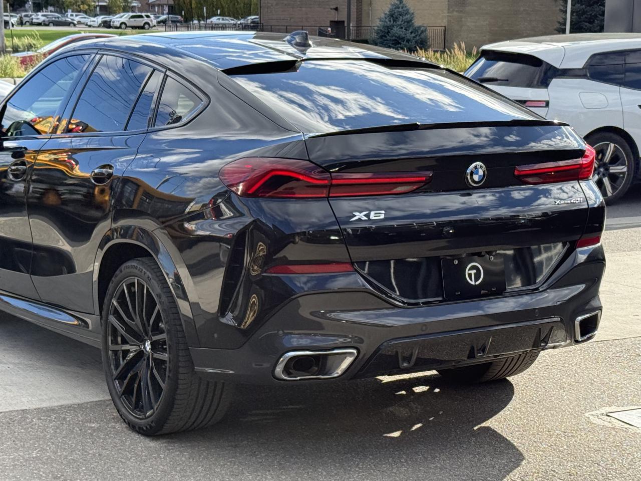 2021 BMW X6 //M SPORT | RED LEATHER | HUD | PANO | 360 CAMERA Photo