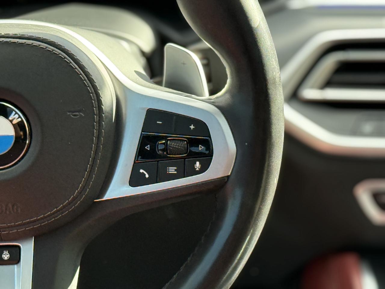 2021 BMW X6 //M SPORT | RED LEATHER | HUD | PANO | 360 CAMERA Photo