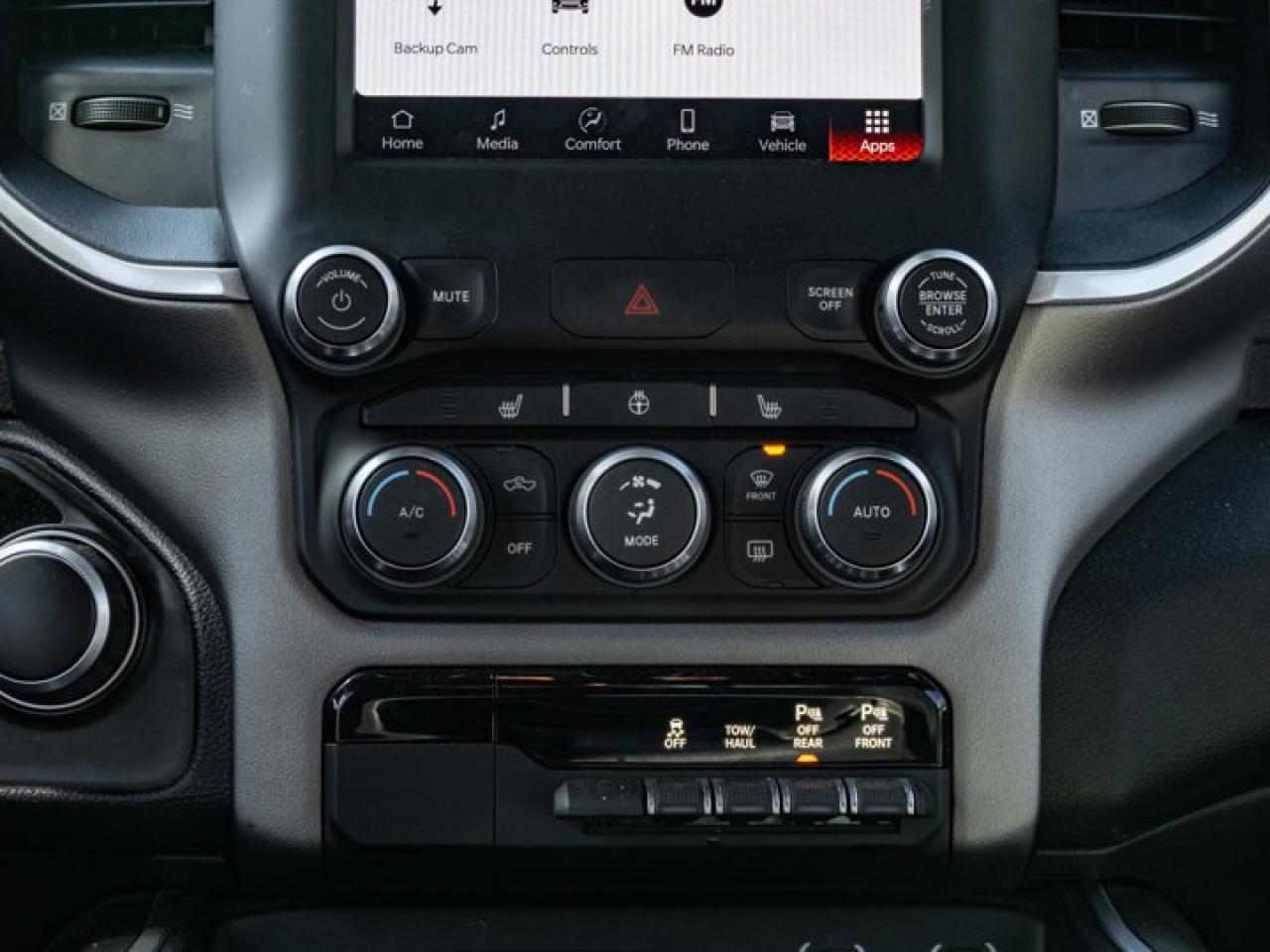 2022 RAM 1500 Big Horn Photo