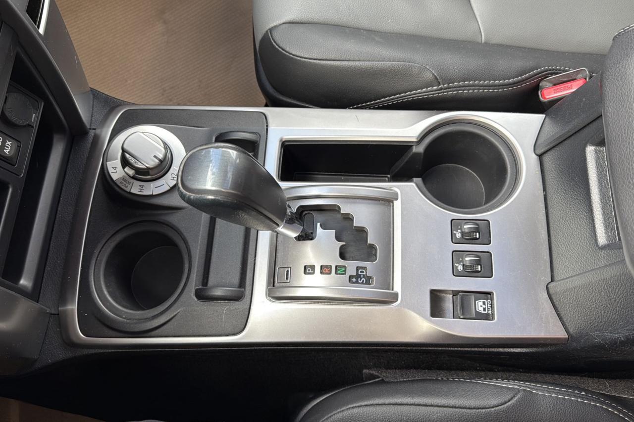 2019 Toyota 4Runner SR5 Photo