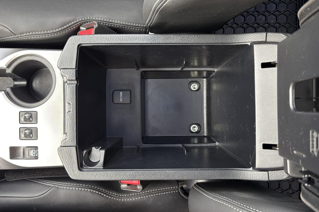 2019 Toyota 4Runner SR5 Photo