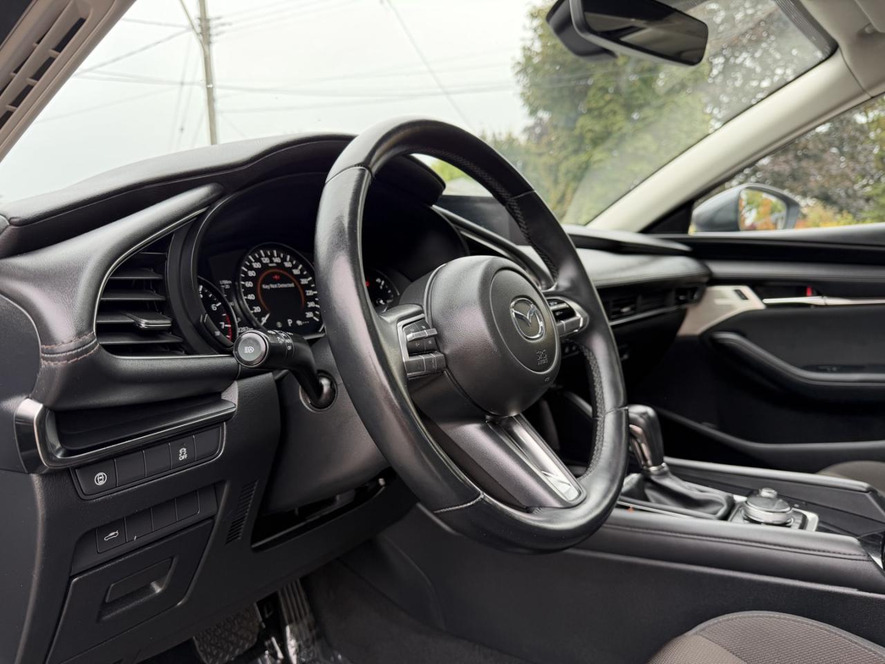 2019 Mazda MAZDA3 GT Auto FWD - Photo #16