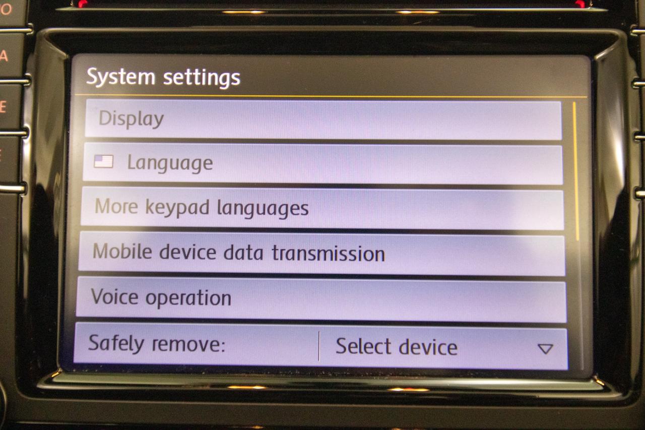 2019 Volkswagen Beetle Dune Photo5