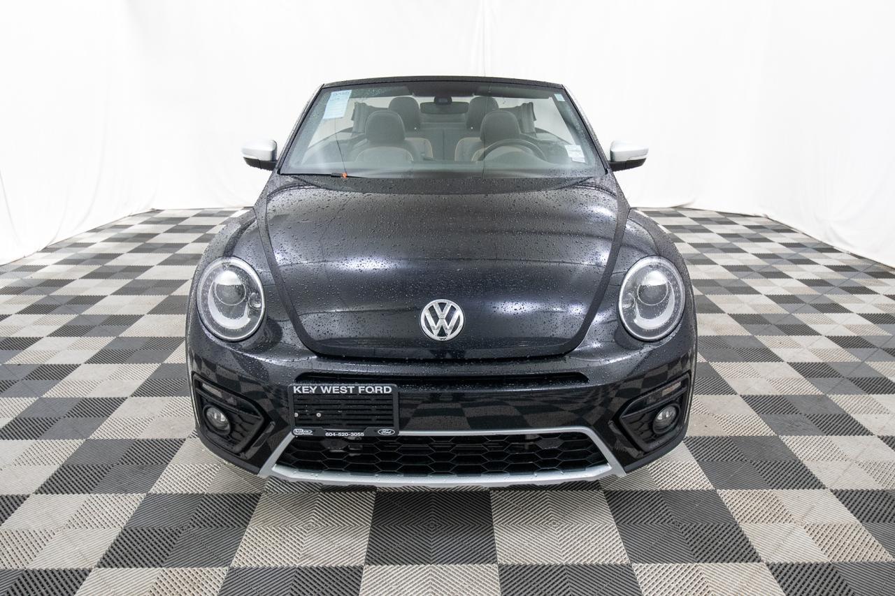 2019 Volkswagen Beetle Dune Photo3