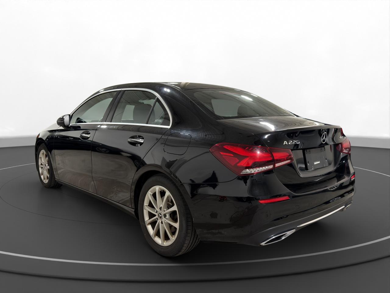 2022 Mercedes-Benz A220 A 220 - Photo #5