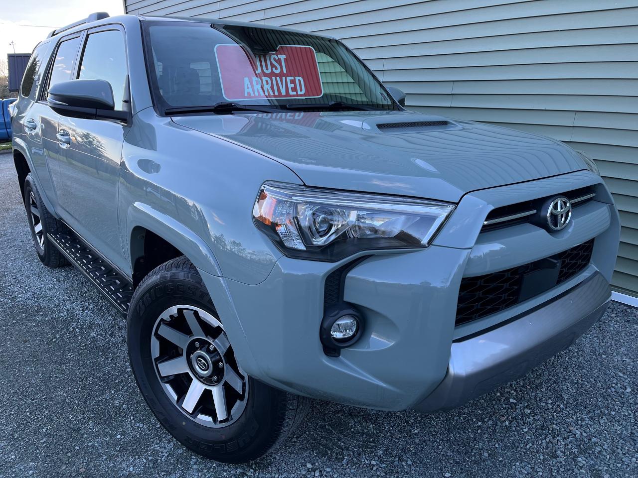 2022 Toyota 4Runner TRD Off-Road - Photo #1