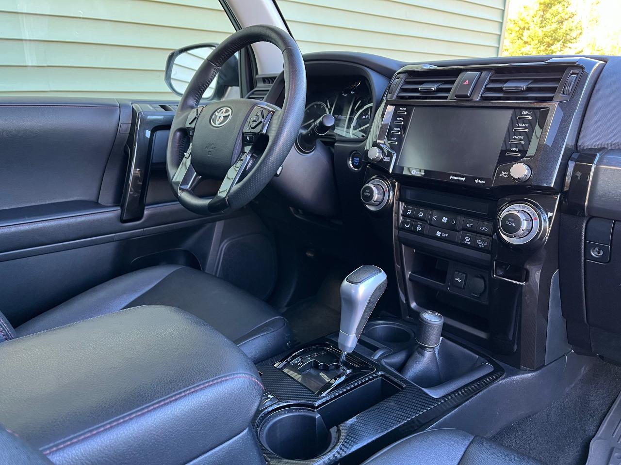 2022 Toyota 4Runner TRD Off-Road - Photo #6