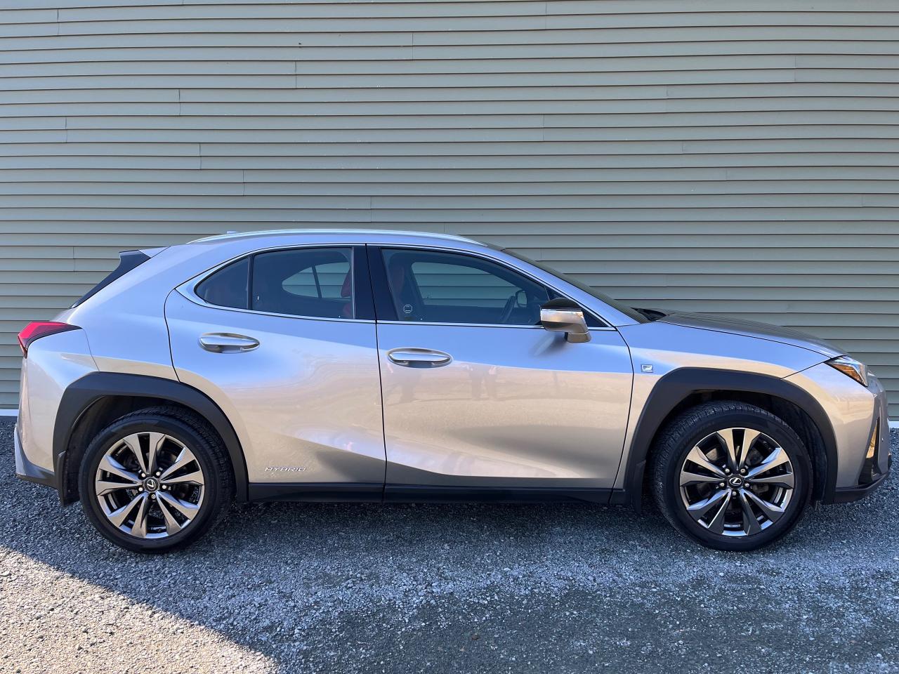 2021 Lexus UX UX 250h F SPORT 2 - Photo #2